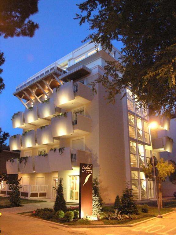 Aparthotel England ริชโชเน ภายนอก รูปภาพ