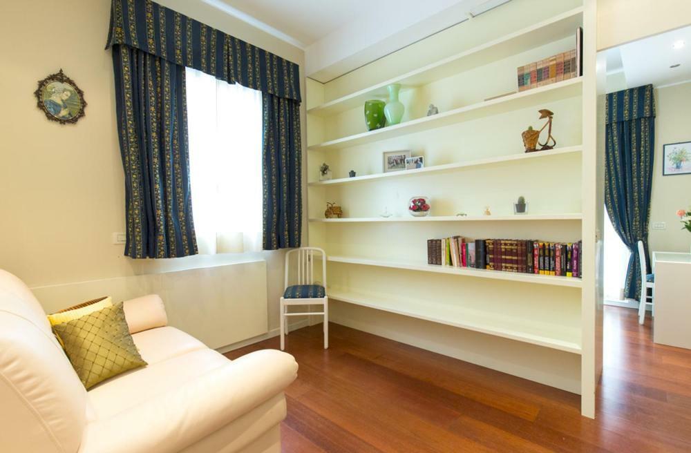 Aparthotel England ริชโชเน ภายนอก รูปภาพ